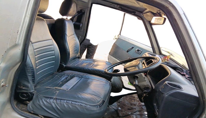 2011 Maruti Omni 5 STR, Petrol, Manual, 89,864 km, interior