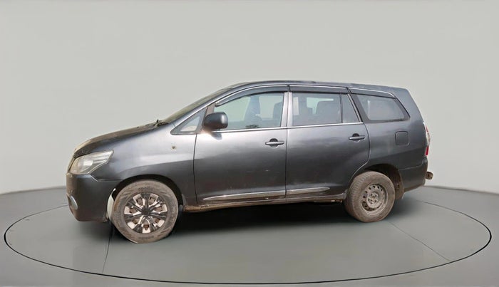2015 Toyota Innova 2.5 G 8 STR, Diesel, Manual, 1,51,000 km, exterior