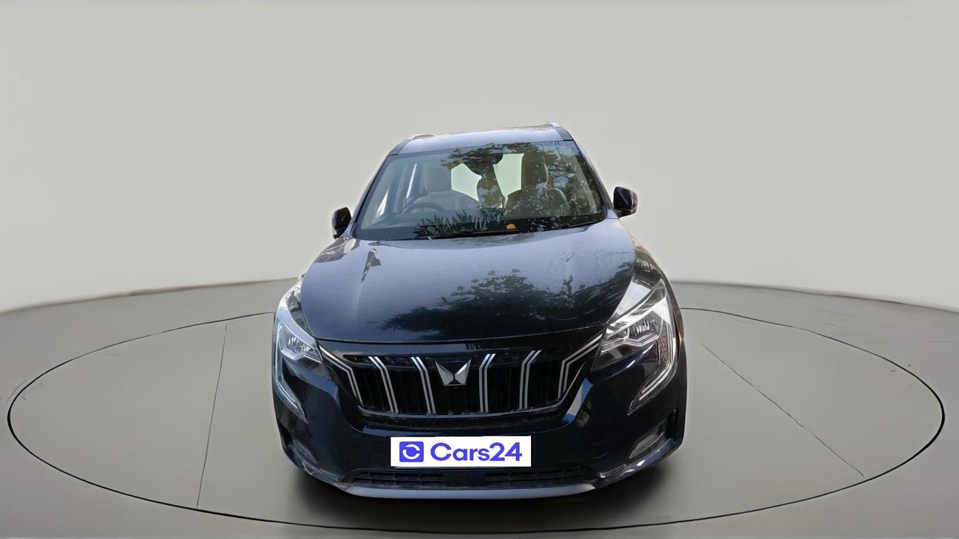 2021 Mahindra XUV700 AX 7 LUXURY P AT 7 STR, Petrol, Automatic, 23,761 km, exterior
