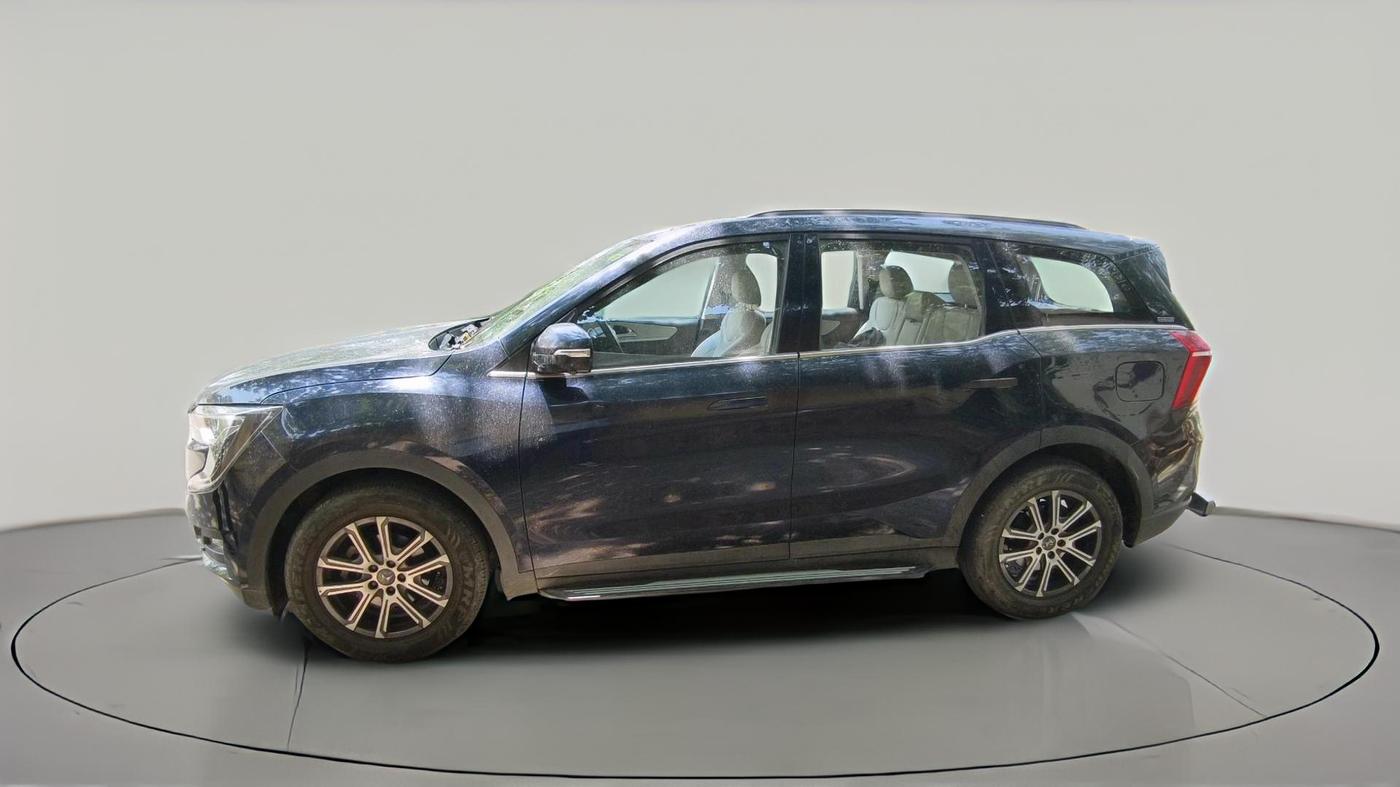 2021 Mahindra XUV700 AX 7 LUXURY P AT 7 STR, Petrol, Automatic, 23,761 km, exterior