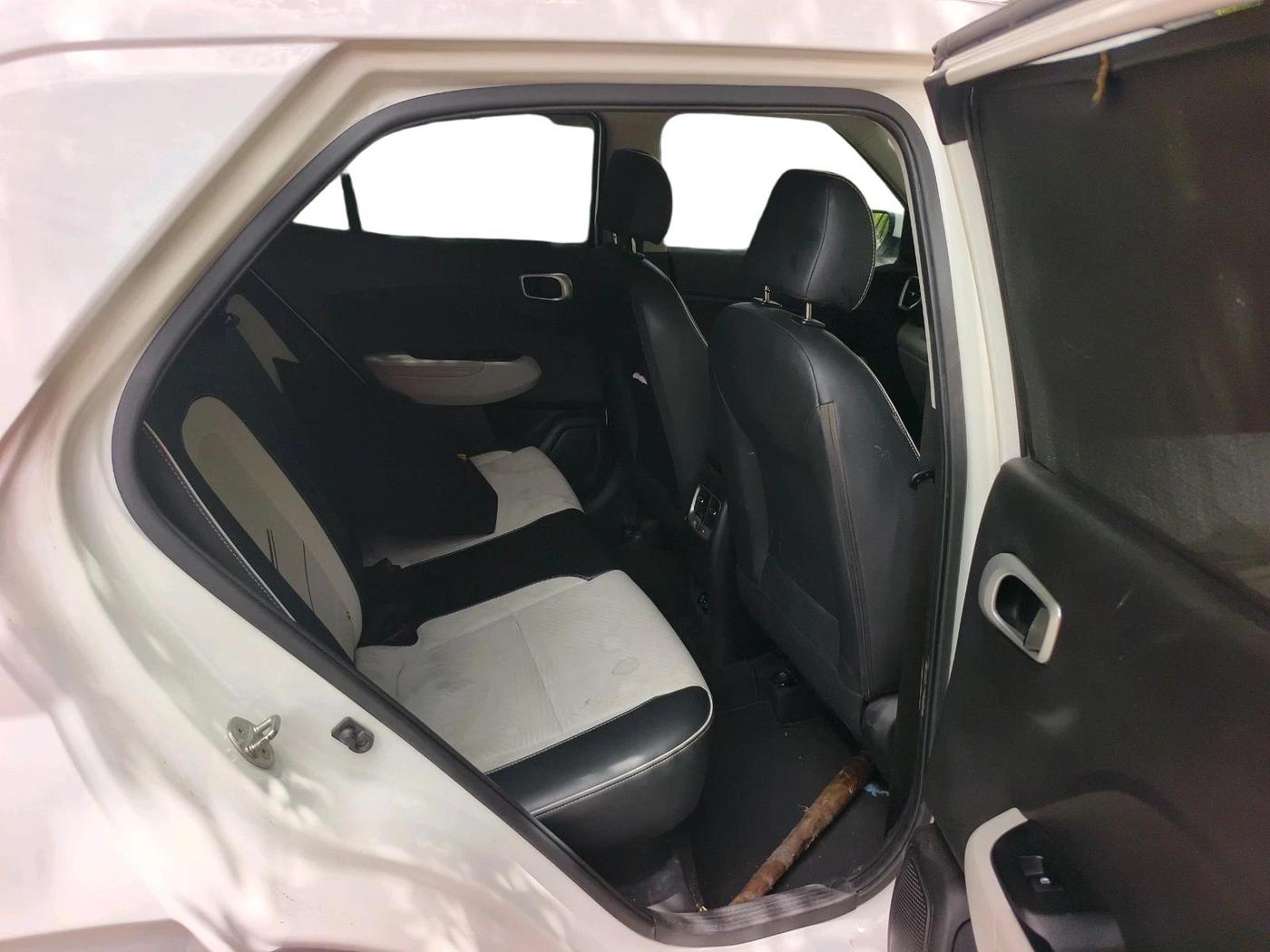 2022 Hyundai VENUE SX (O) 1.0 TURBO DCT, Petrol, Automatic, 18,299 km, interior