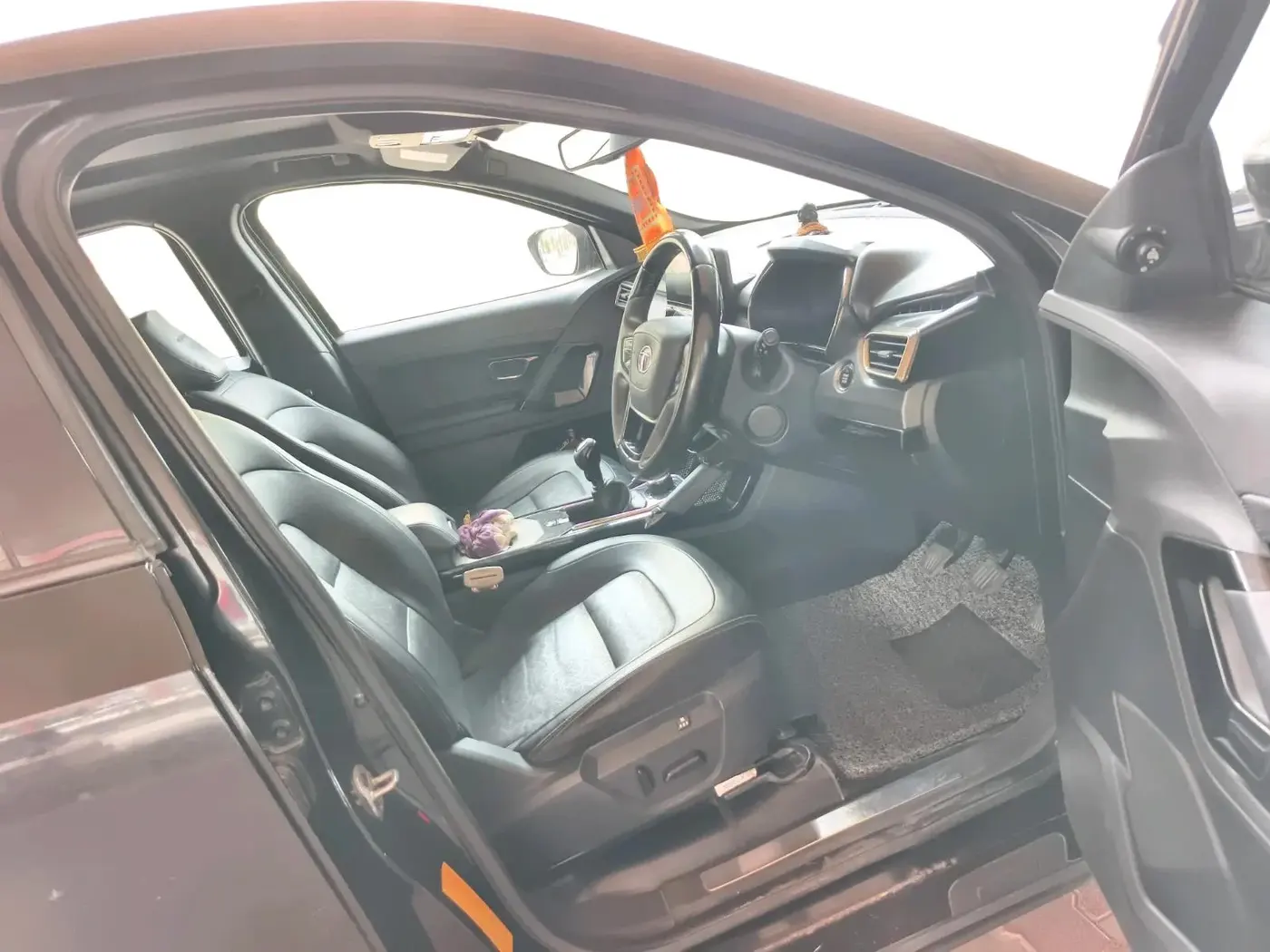 2023 Tata Harrier XZ PLUS 2.0L DARK EDITION, Diesel, Manual, 1,00,445 km, interior