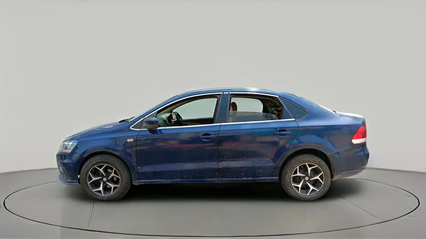 2012 Volkswagen Vento HIGHLINE DIESEL 1.6, Diesel, Manual, 1,72,406 km, exterior