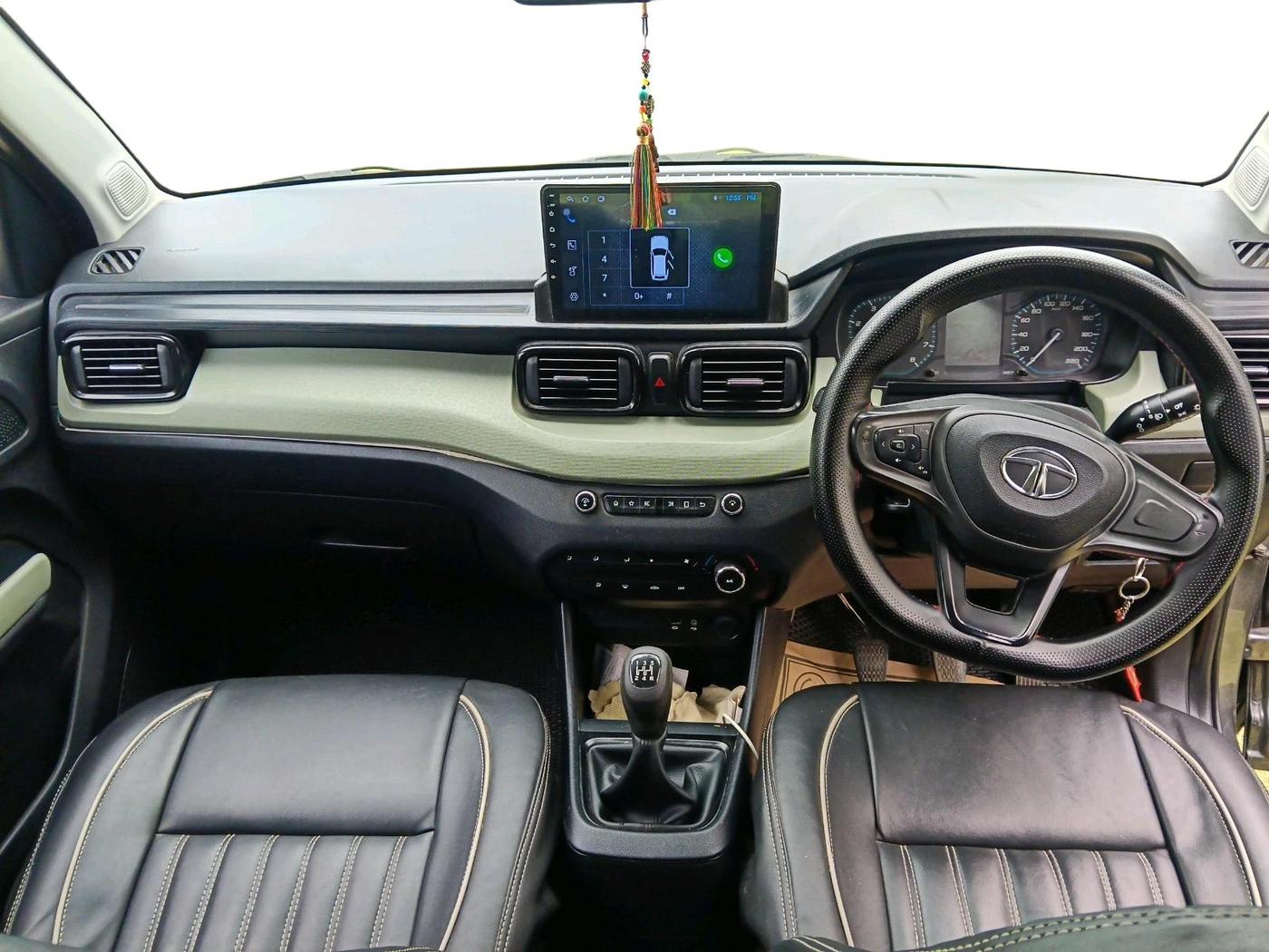 2022 Tata PUNCH ADVENTURE MT, Petrol, Manual, 36,164 km, interior