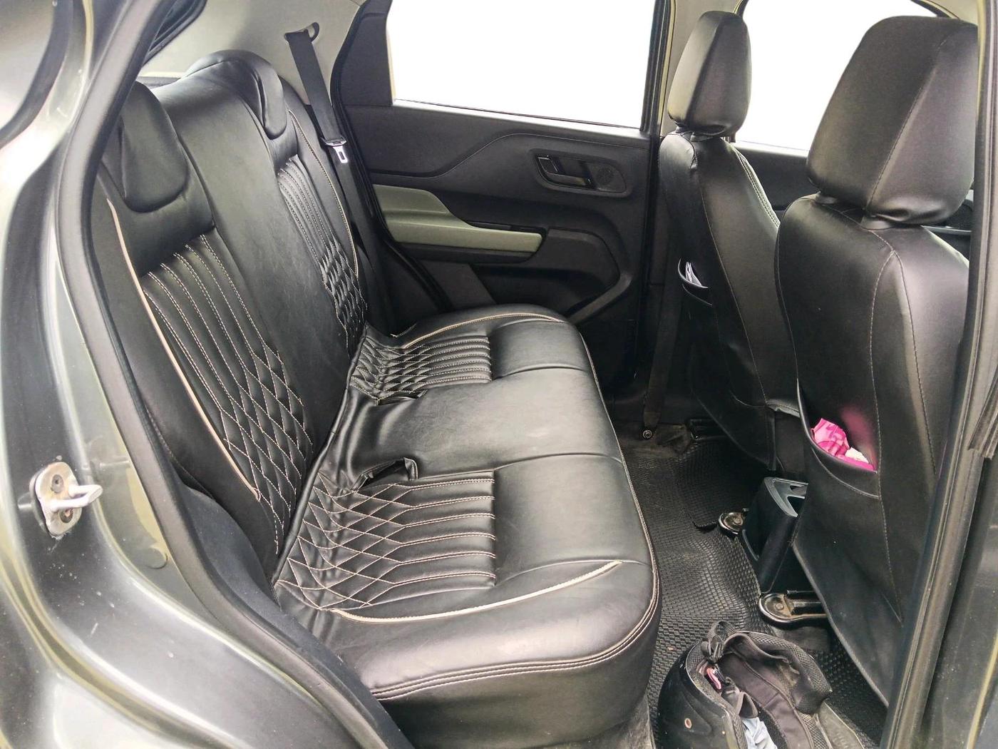 2022 Tata PUNCH ADVENTURE MT, Petrol, Manual, 36,164 km, interior