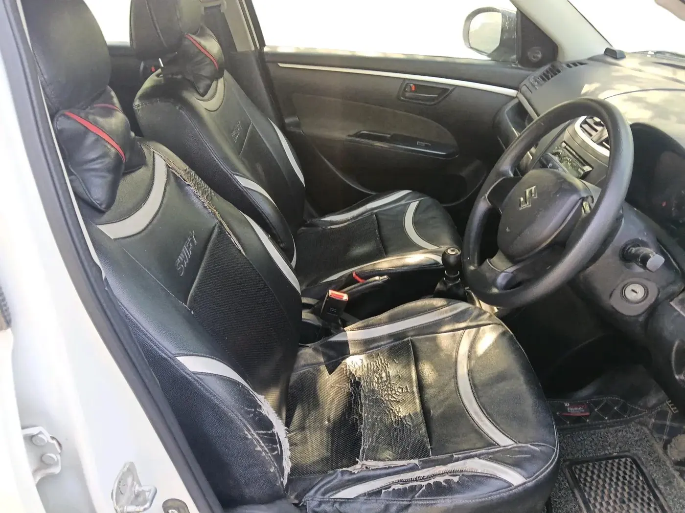 2015 Maruti Swift LDI, Diesel, Manual, 1,25,550 km, interior