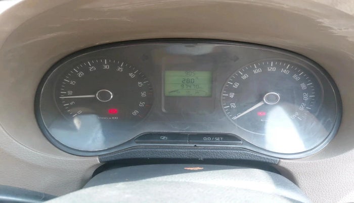 2013 Skoda Rapid ELEGANCE 1.6 TDI CR MT, Diesel, Manual, 97,470 km, interior