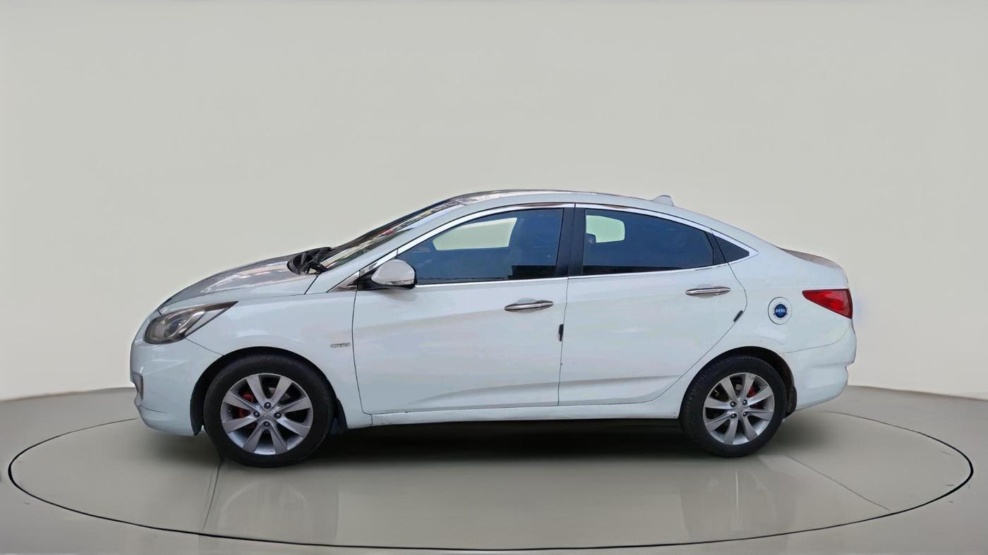 2012 Hyundai Verna FLUIDIC 1.6 CRDI SX, Diesel, Manual, 1,24,922 km, exterior