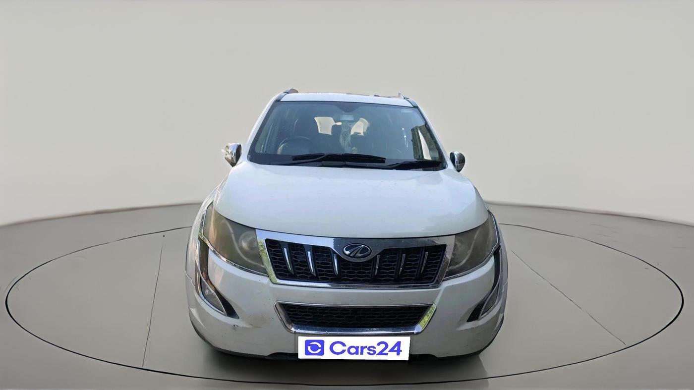 2016 Mahindra XUV500 W10, Diesel, Manual, 1,35,775 km, exterior