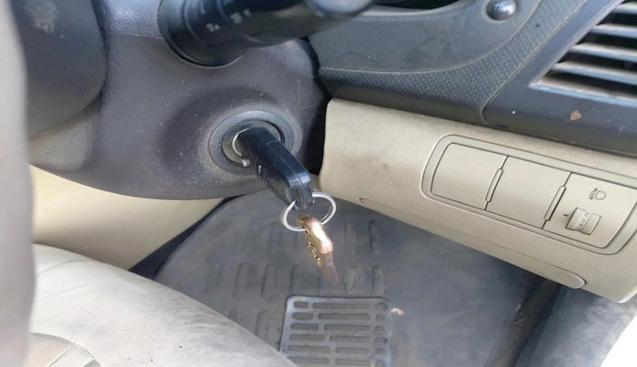 2012 Hyundai Verna FLUIDIC 1.4 CRDI, Diesel, Manual, 1,16,511 km, interior