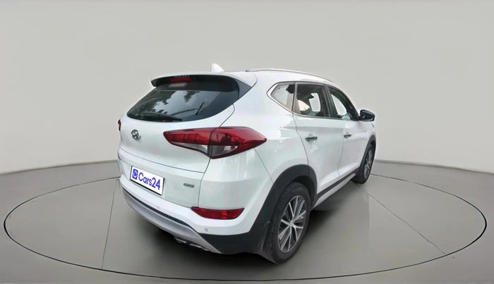 2018 Hyundai Tucson 2WD AT GL DIESEL
, Diesel, Automatic, 1,14,390 km, exterior