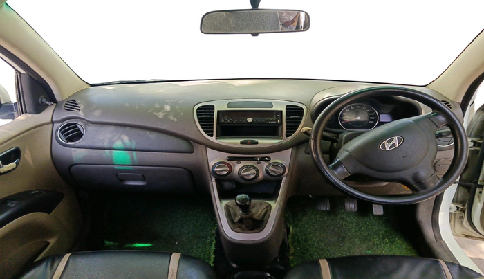 2013 Hyundai i10 MAGNA 1.1, Petrol, Manual, 65,199 km, interior