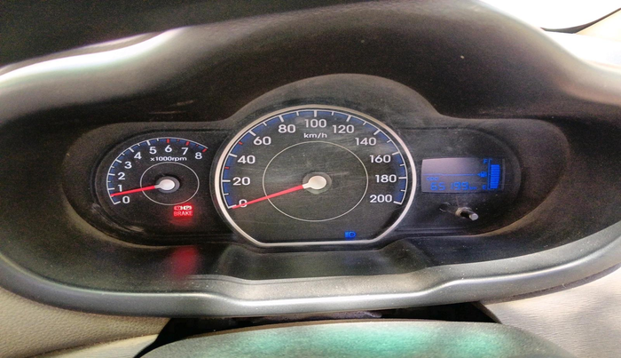 2013 Hyundai i10 MAGNA 1.1, Petrol, Manual, 65,199 km, interior