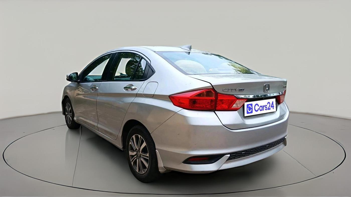 2017 Honda City 1.5L I-VTEC V MT, Petrol, Manual, 1,21,706 km, exterior