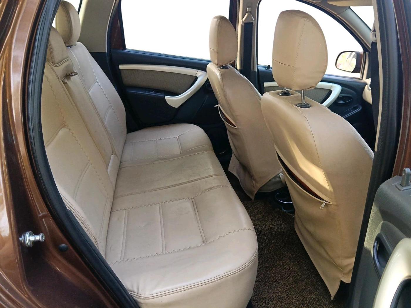 2013 Renault Duster 85 PS RXL DIESEL, Diesel, Manual, 1,75,880 km, interior