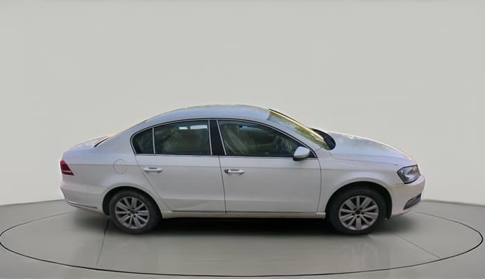 2012 Volkswagen Passat TRENDLINE MT, Diesel, Manual, 1,23,332 km, exterior