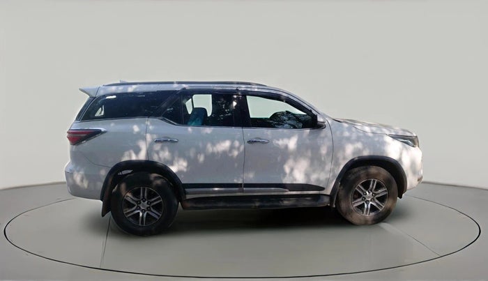 2023 Toyota Fortuner 4X2 MT 2.8 DIESEL, Diesel, Manual, 1,80,518 km, exterior