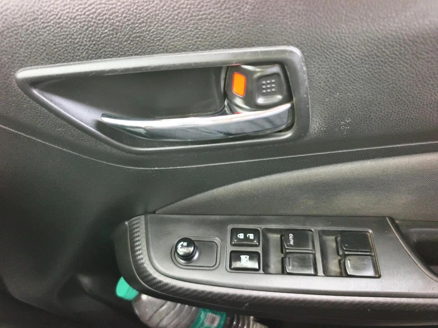 2021 Maruti Swift VXI, Petrol, Manual, 24,543 km, interior