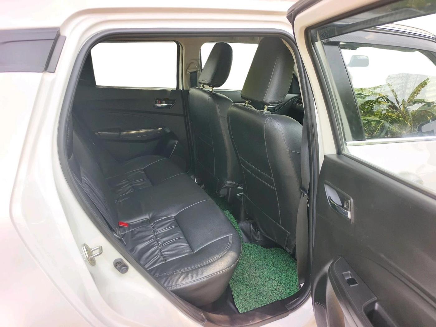 2021 Maruti Swift VXI, Petrol, Manual, 24,543 km, interior