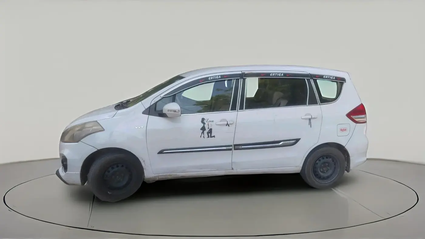 2017 Maruti Ertiga VXI, CNG, Manual, 1,11,815 km, exterior