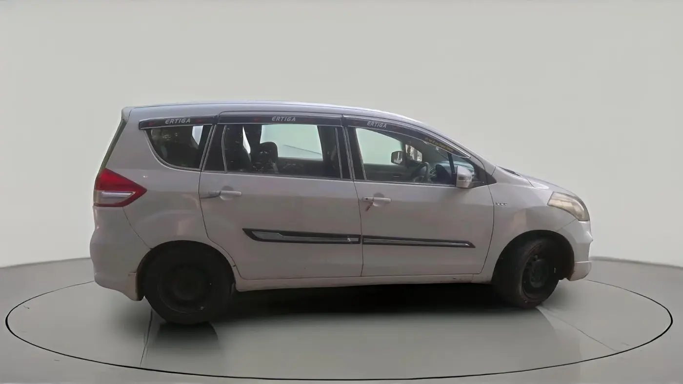 2017 Maruti Ertiga VXI, CNG, Manual, 1,11,815 km, exterior