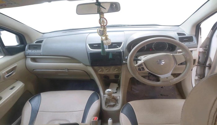 2017 Maruti Ertiga VXI, CNG, Manual, 1,11,815 km, interior