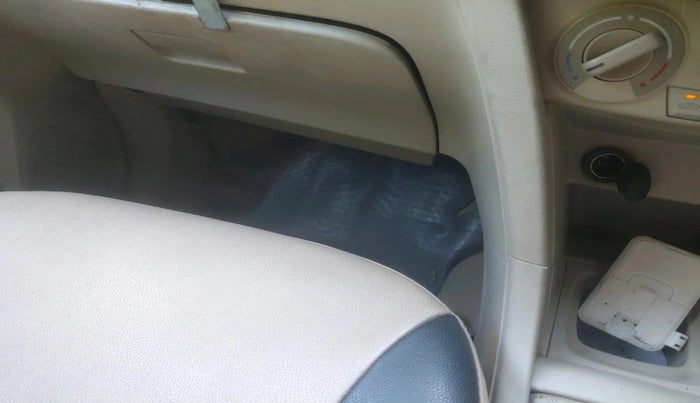 2017 Maruti Ertiga VXI, CNG, Manual, 1,11,815 km, interior