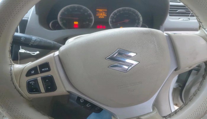 2017 Maruti Ertiga VXI, CNG, Manual, 1,11,815 km, interior