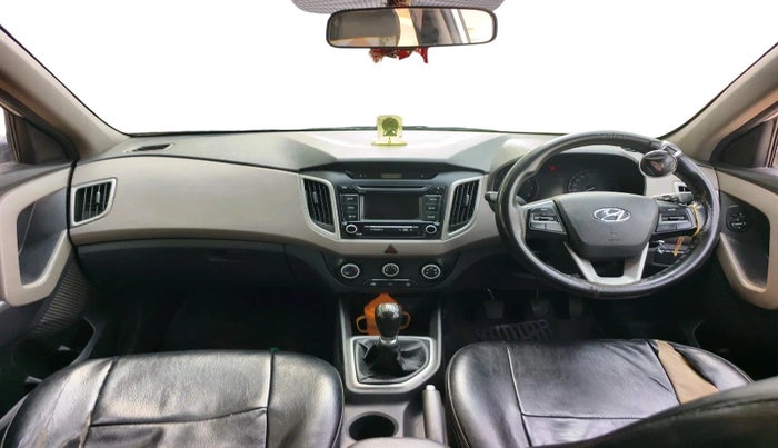 2016 Hyundai Creta BASE 1.6 PETROL, Petrol, Manual, 2,39,621 km, interior