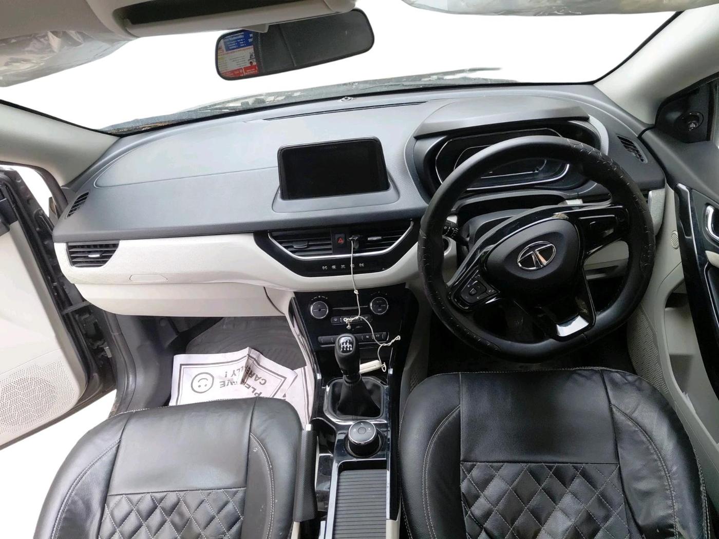 2023 Tata NEXON XZ DIESEL, Diesel, Manual, 26,928 km, interior