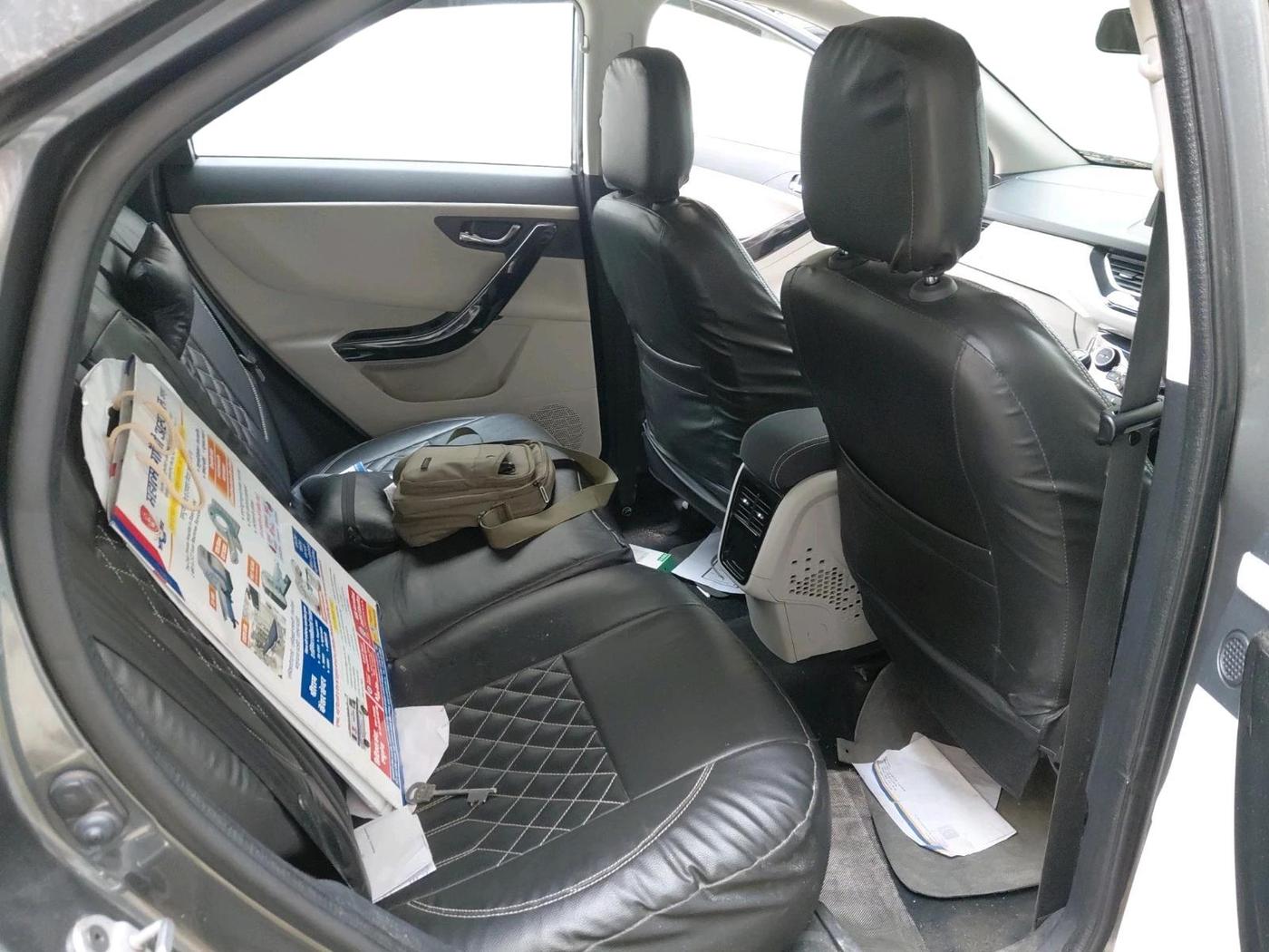 2023 Tata NEXON XZ DIESEL, Diesel, Manual, 26,928 km, interior