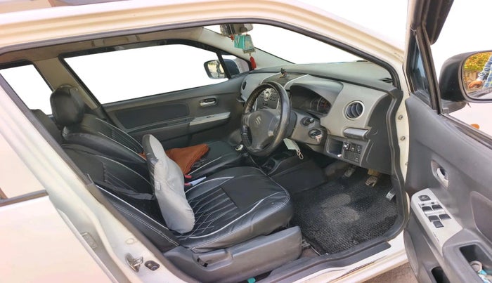 2011 Maruti Wagon R 1.0 VXI, CNG, Manual, 1,52,997 km, interior
