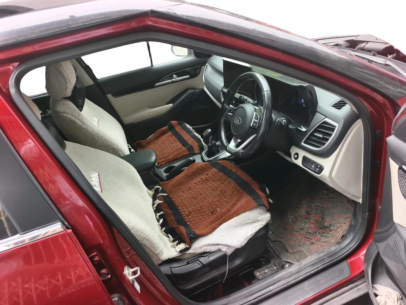 2019 KIA SELTOS HTX 1.5 PETROL, Petrol, Manual, 53,983 km, interior