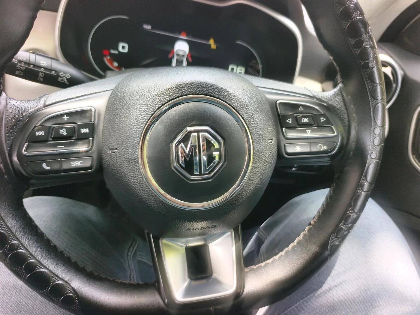 2022 MG ASTOR SHARP 1.5 MT, Petrol, Manual, 52,083 km, interior