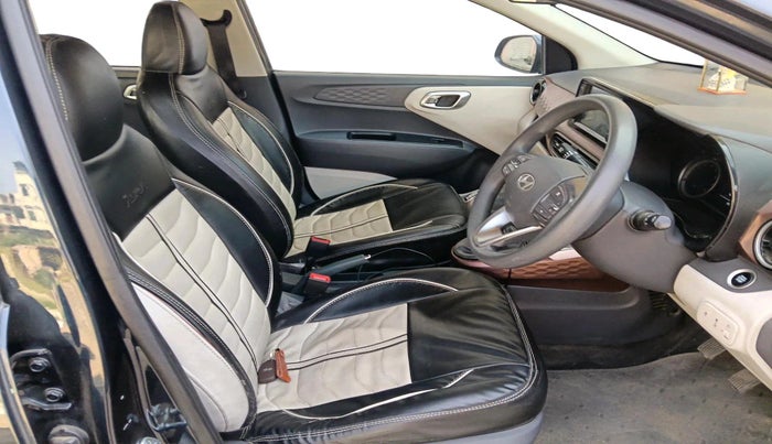 2025 Hyundai AURA SX 1.2 CNG, CNG, Manual, 40,864 km, interior