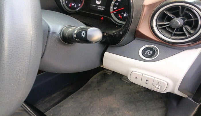 2025 Hyundai AURA SX 1.2 CNG, CNG, Manual, 40,864 km, interior