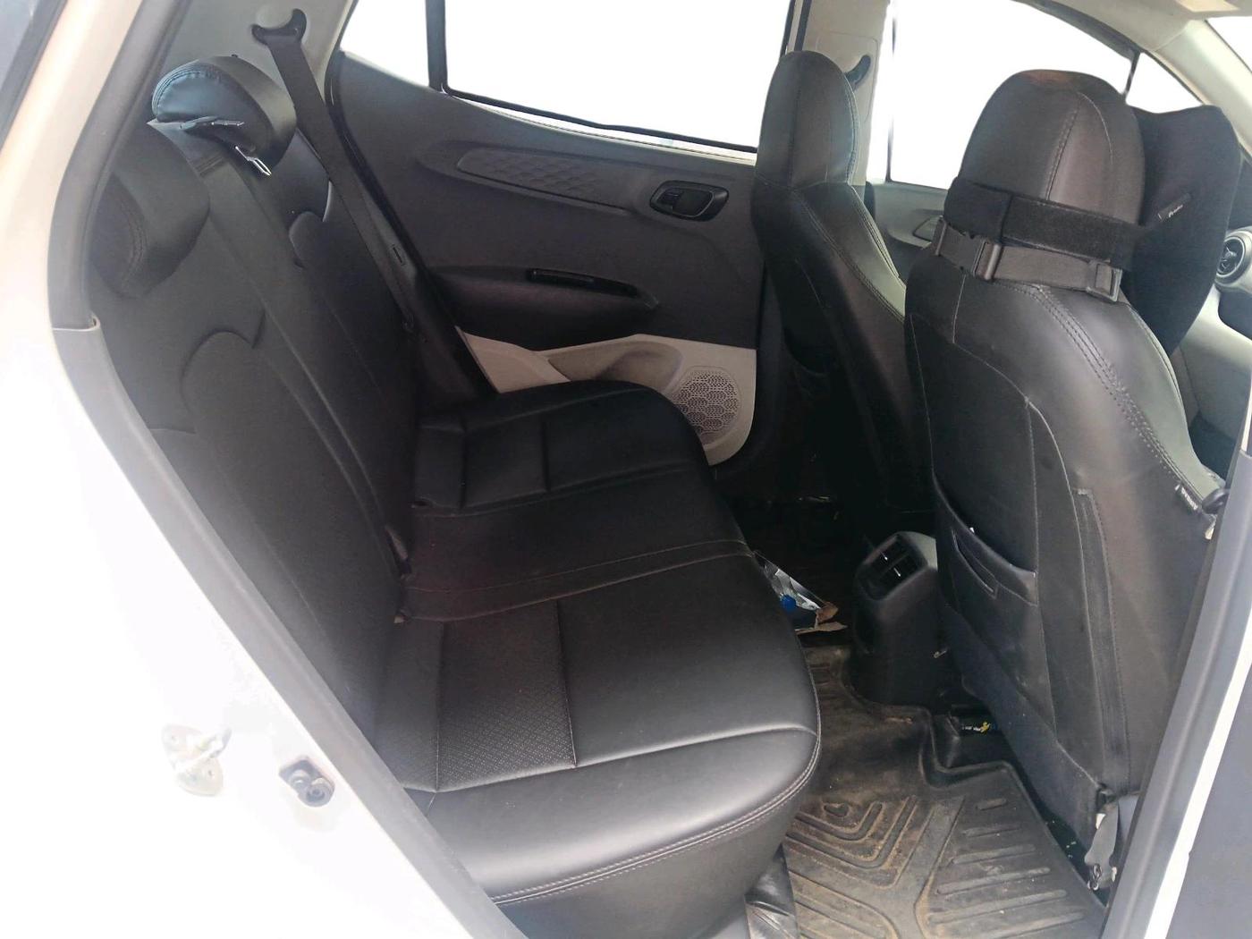 2024 Hyundai GRAND I10 NIOS MAGNA 1.2 KAPPA VTVT, Petrol, Manual, 29,925 km, interior