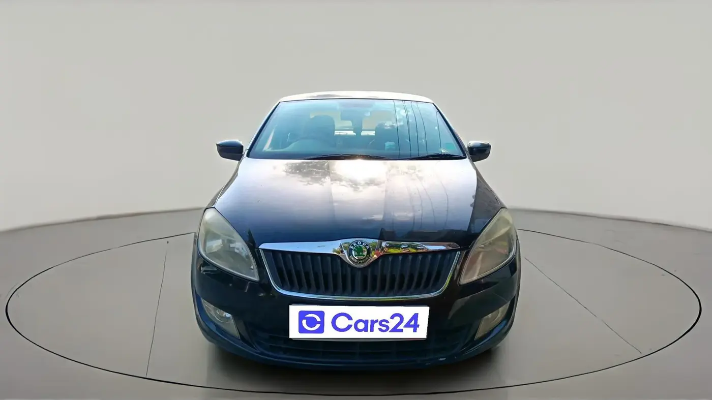 2012 Skoda Rapid AMBITION 1.6 TDI CR MT, Diesel, Manual, 93,238 km, exterior