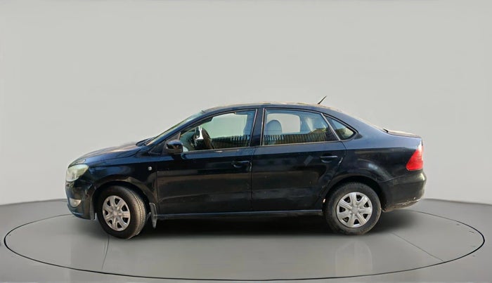 2012 Skoda Rapid AMBITION 1.6 TDI CR MT, Diesel, Manual, 93,238 km, exterior