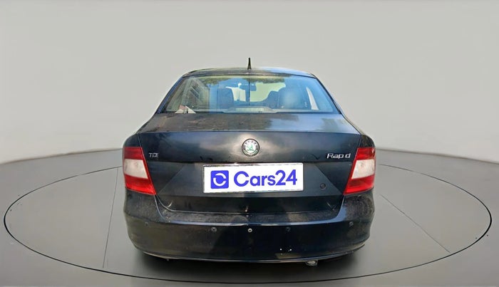 2012 Skoda Rapid AMBITION 1.6 TDI CR MT, Diesel, Manual, 93,238 km, exterior