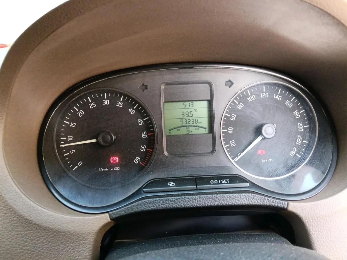 2012 Skoda Rapid AMBITION 1.6 TDI CR MT, Diesel, Manual, 93,238 km, interior