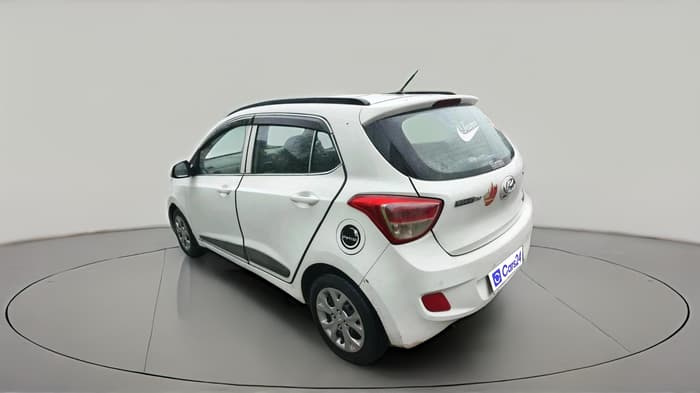 2015 Hyundai i10 SPORTZ 1.2, Petrol, Manual, 75,417 km, exterior