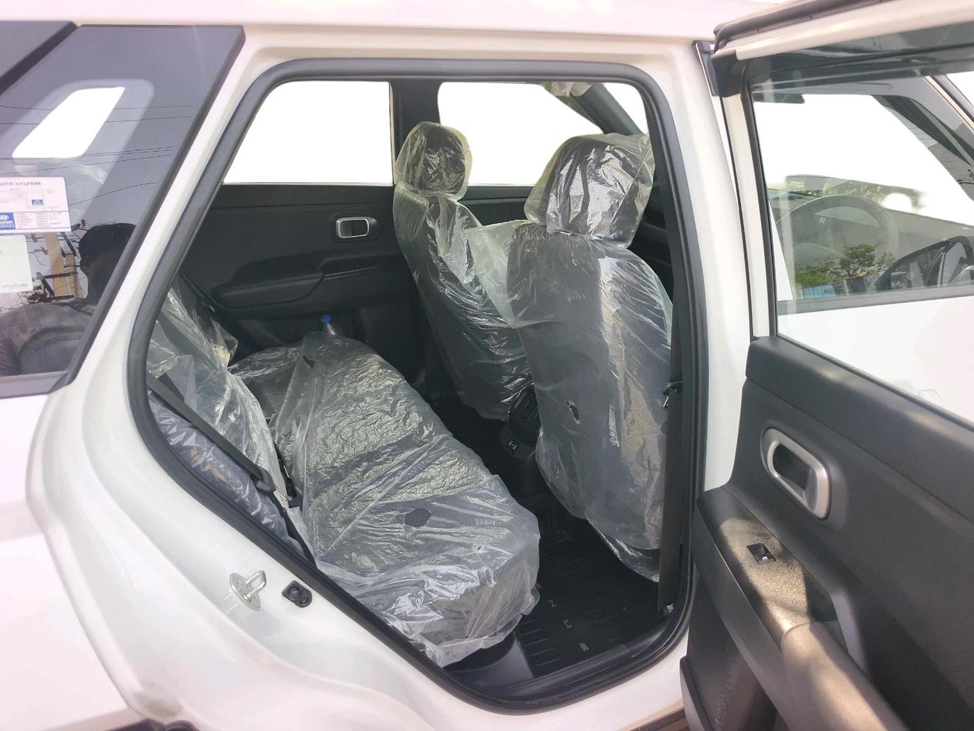 2026 Hyundai VENUE HX 2 1.2 Petrol MT, Petrol, Manual, 3,989 km, interior