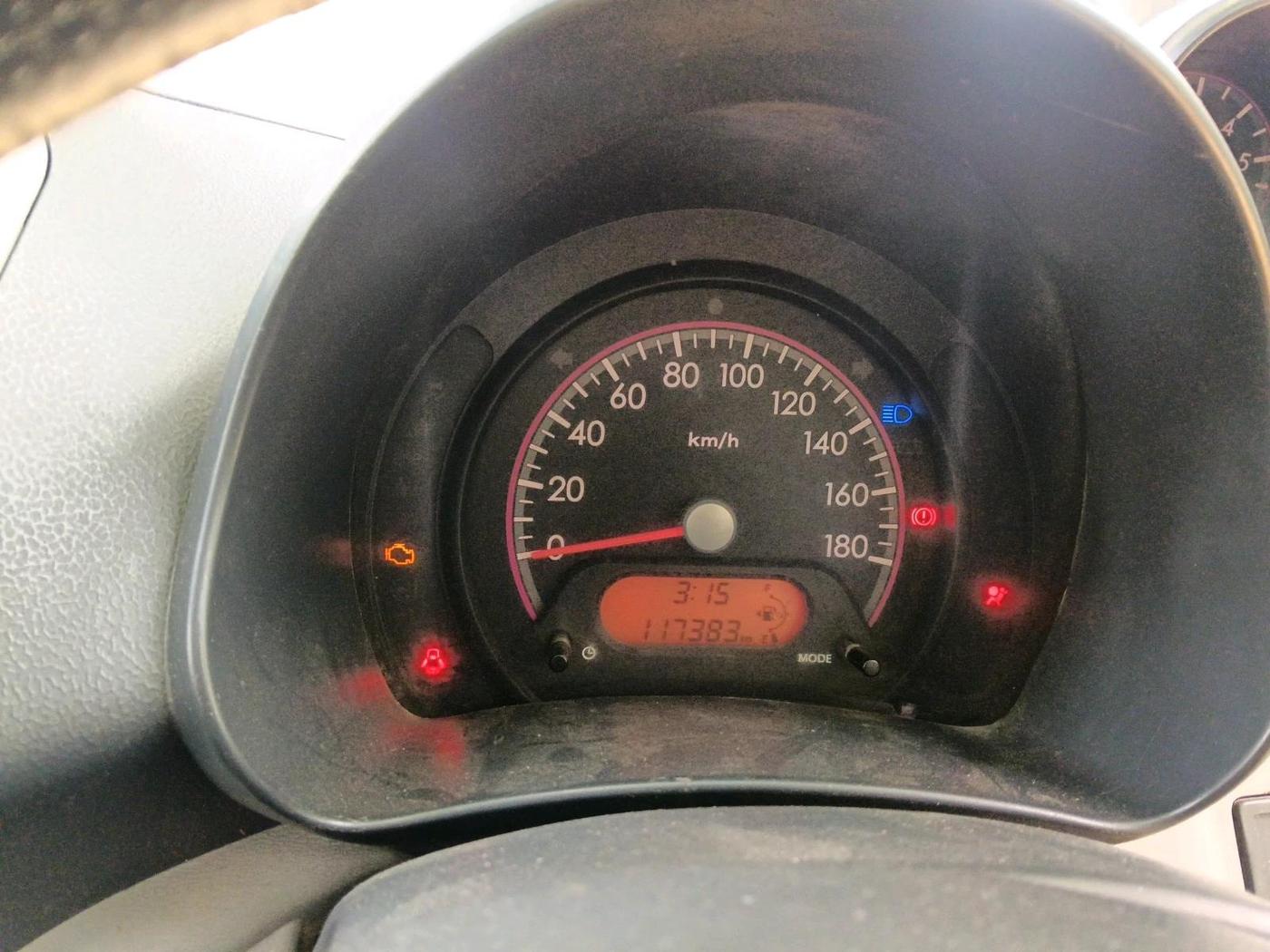 2010 Maruti A Star ZXI, CNG, Manual, 1,17,383 km, interior