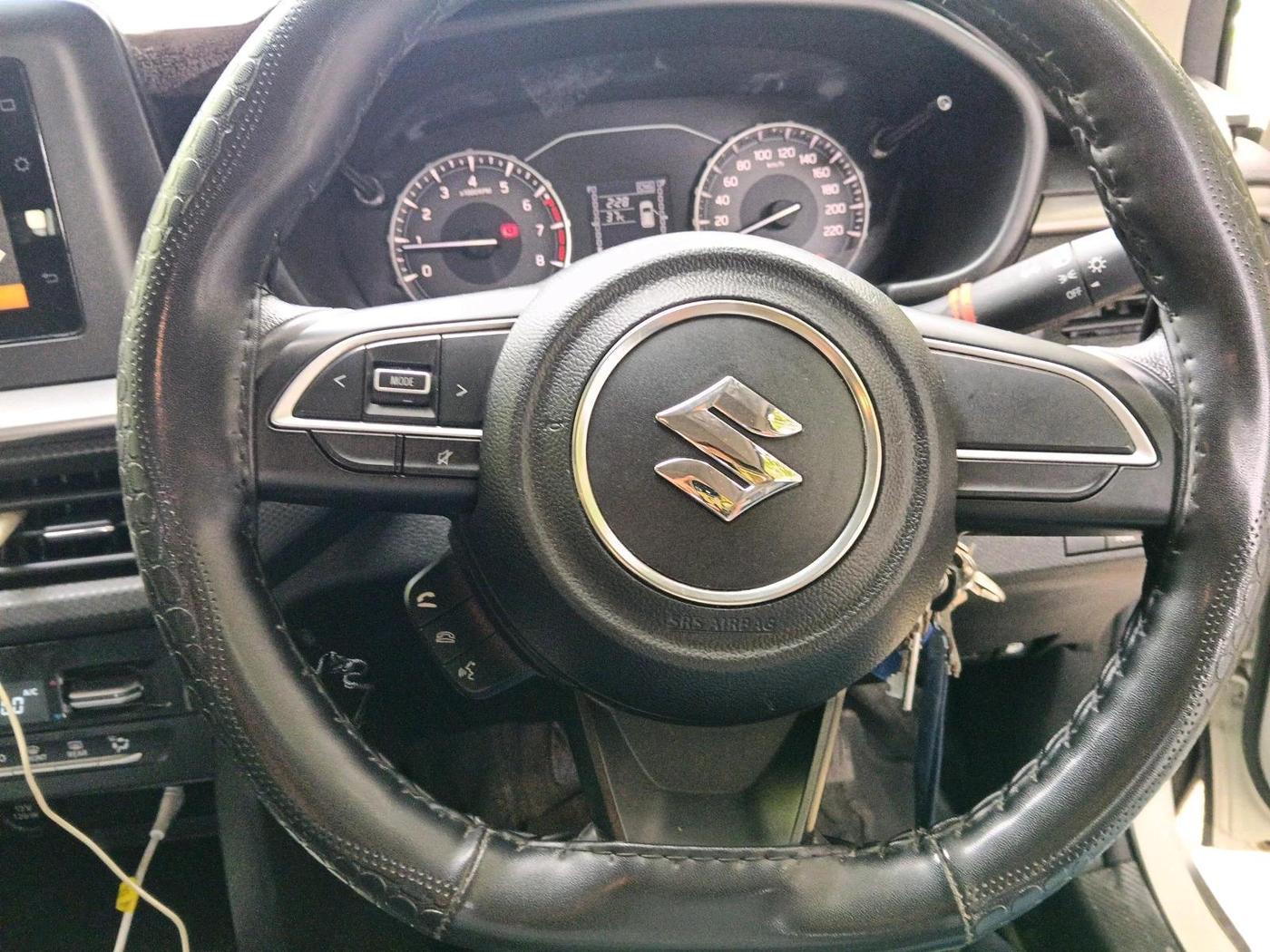 2024 Maruti BREZZA VXI S-CNG, CNG, Manual, 13,622 km, interior