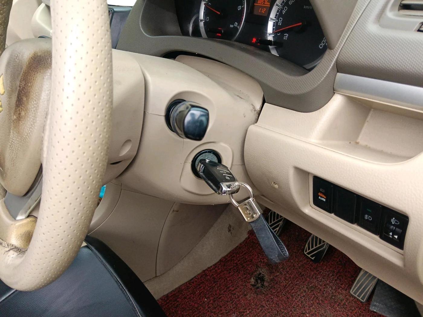 2013 Maruti Ertiga ZDI, Diesel, Manual, 88,576 km, interior