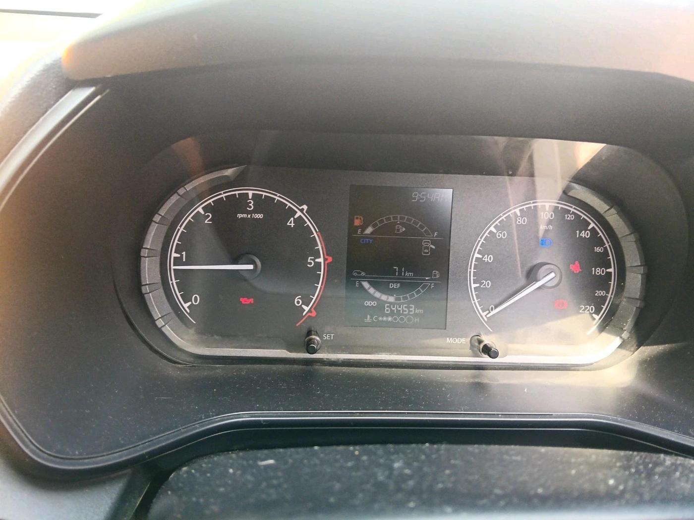 2021 Tata Harrier XM 2.0L KRYOTEC, Diesel, Manual, 64,453 km, interior