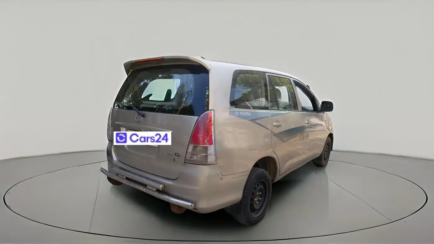 2009 Toyota Innova 2.5 G2 8STR, Diesel, Manual, 1,37,329 km, exterior