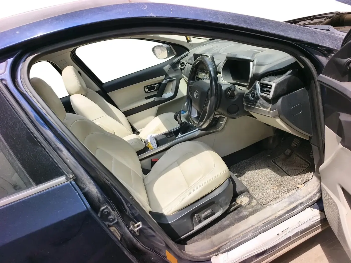 2021 Tata Safari XZ PLUS, Diesel, Manual, 71,166 km, interior