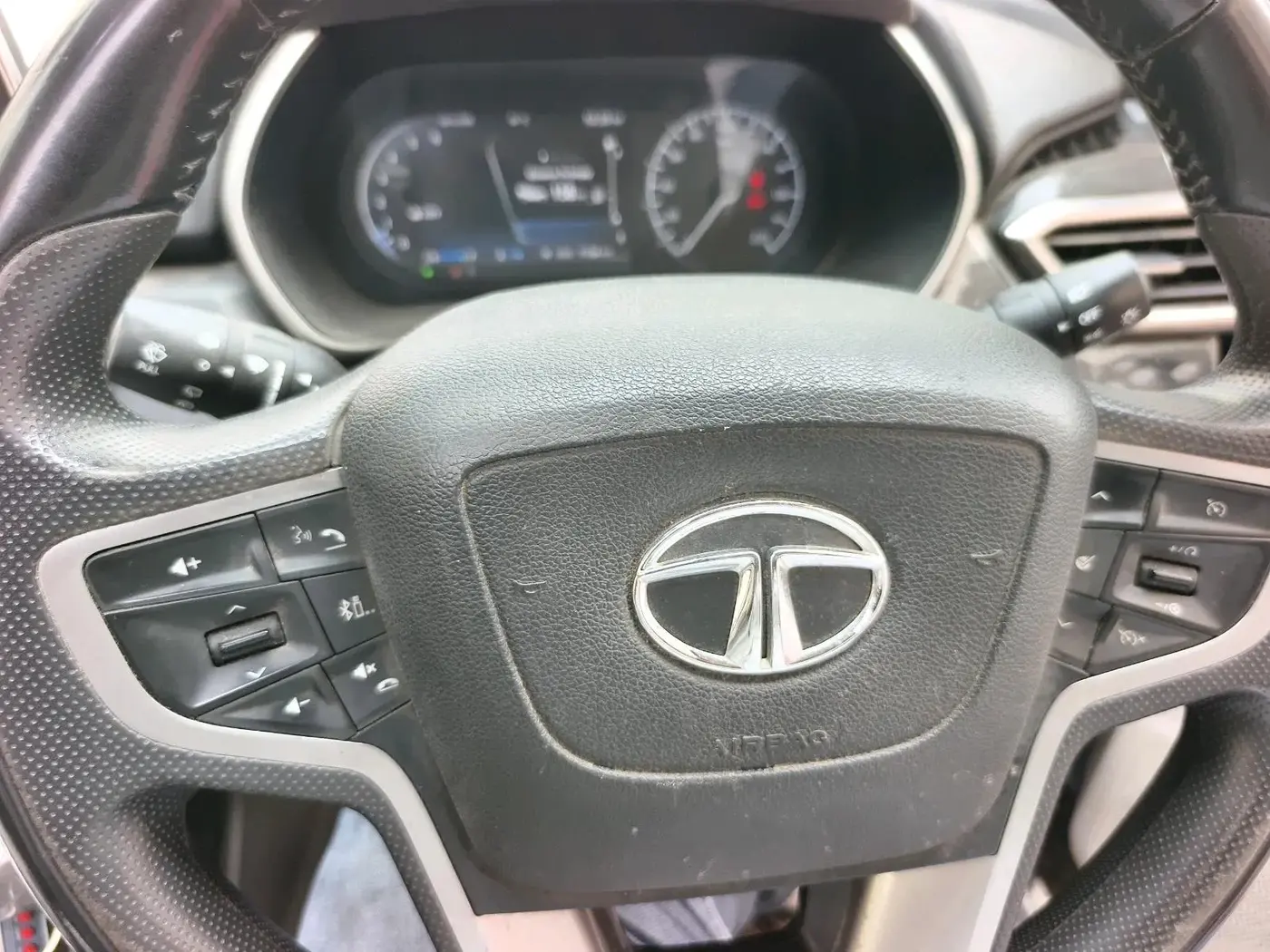 2021 Tata Safari XZ PLUS, Diesel, Manual, 71,166 km, interior